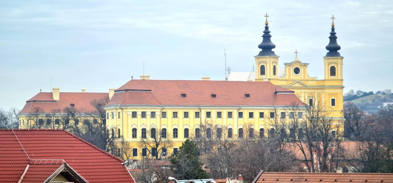Moma Central Oradea Exteriér fotografie